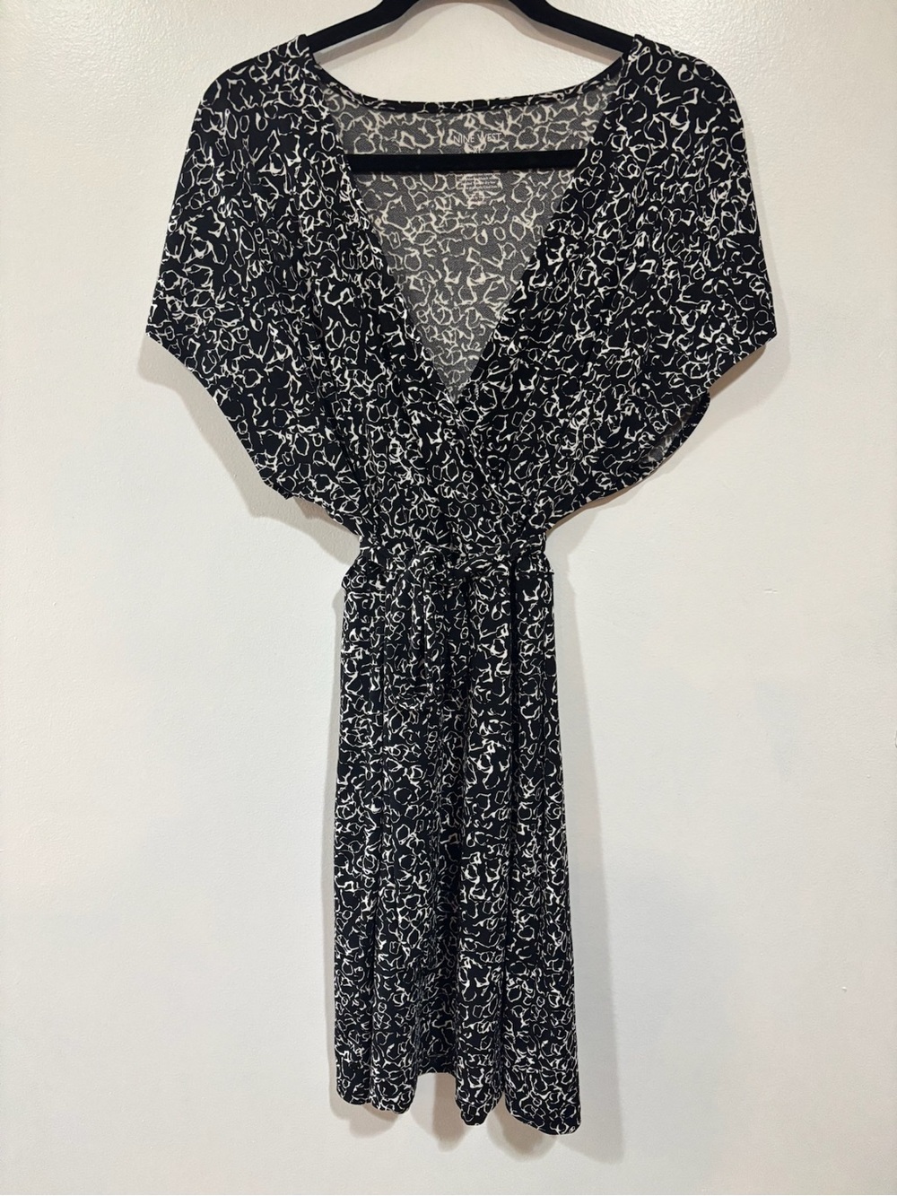 Nine West Dolman Sleeve Wrap Dress XL Black White Abstract Scribble Print V-Neck